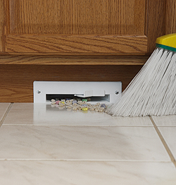 The automatic dustpan quickly zips away floor debris.